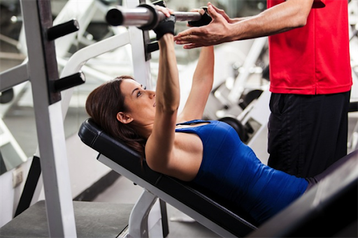 Phụ nữ nên tập tạ tay bao nhiêu kg là đủ ?